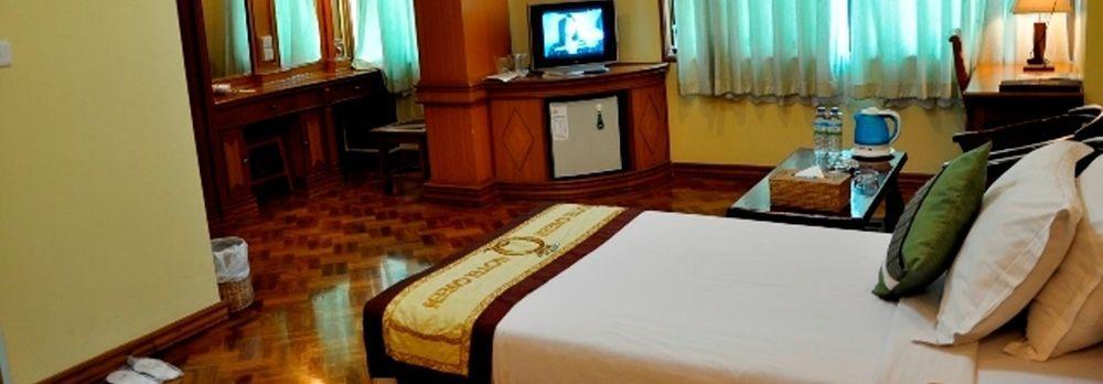 Hotel Queen Mandalaj Kültér fotó