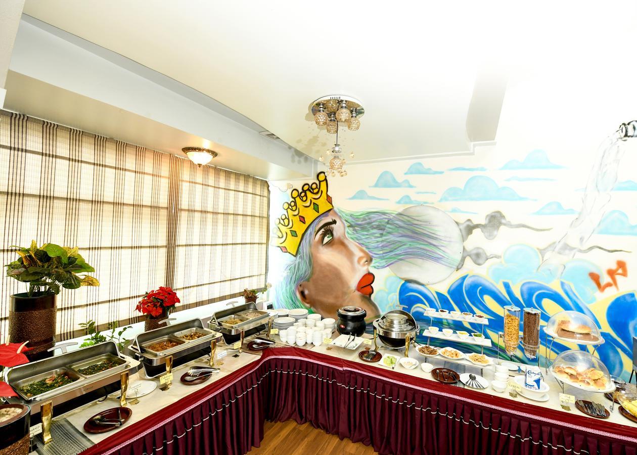 Hotel Queen Mandalaj Kültér fotó