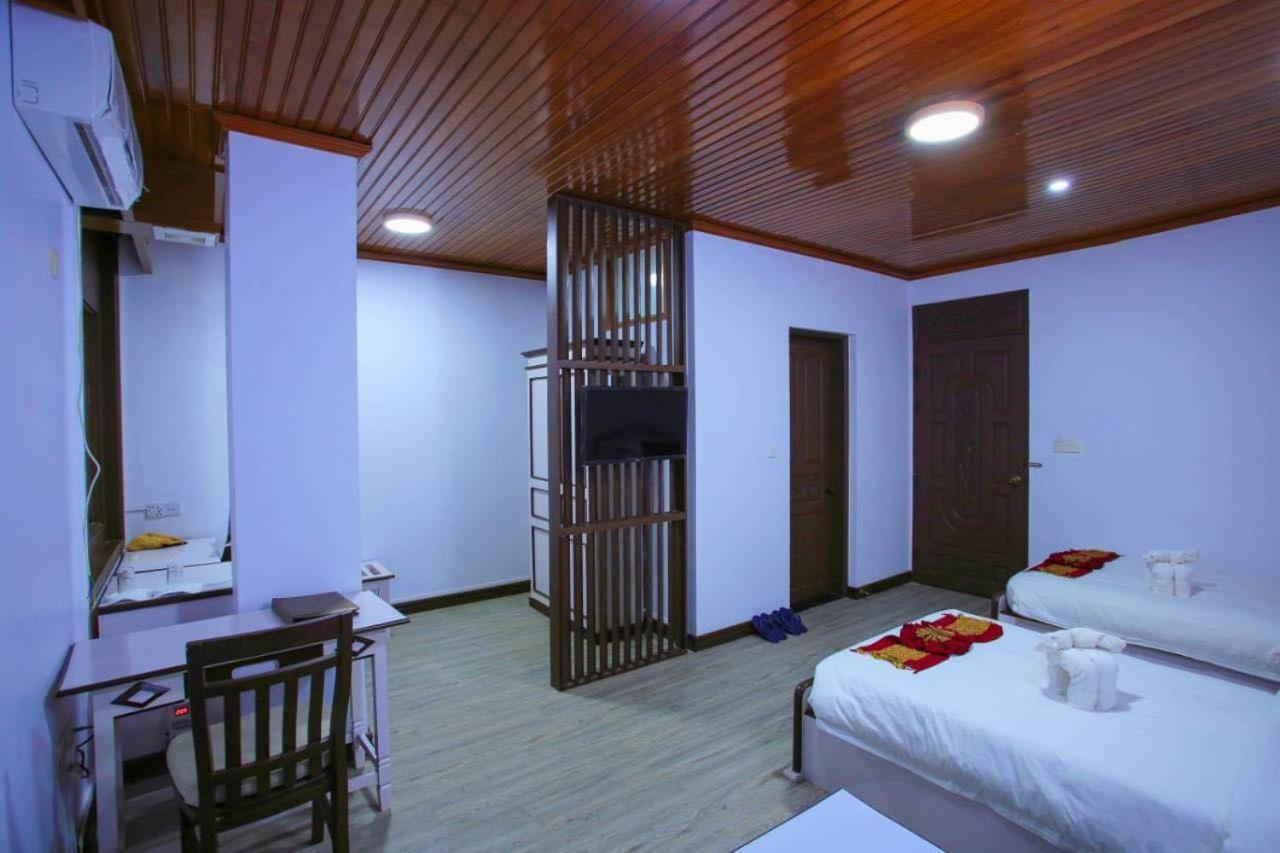 Hotel Queen Mandalaj Kültér fotó